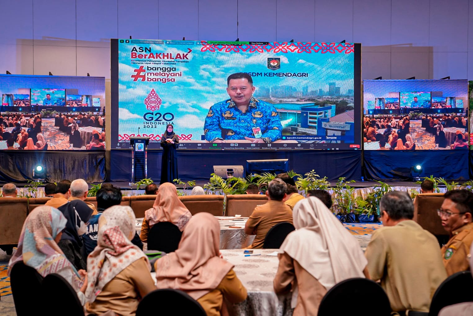 Kemendagri dan Kementerian PPN/Bappenas Apresiasi Capaian Pemprov Sulsel di Tahun 2022